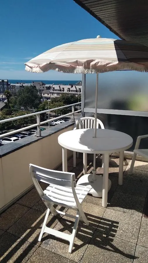 Studio calme avec terrasse vue mer Pleneuf-Val-Andre
